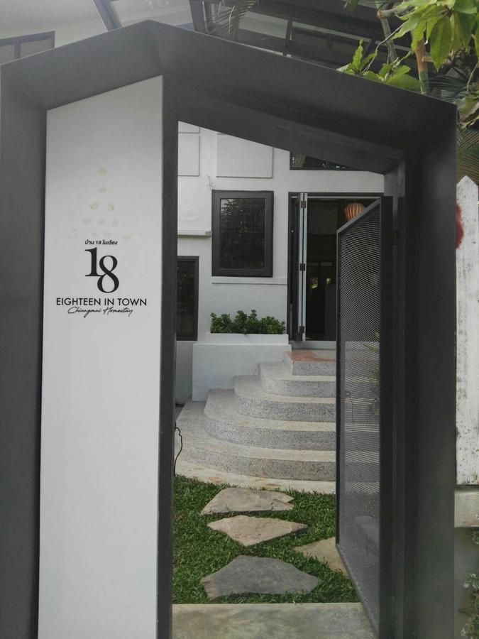18 In Town Homestay Chiang Mai Exterior photo
